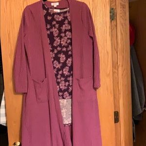 Lularoe Sarah purple/plum Floral